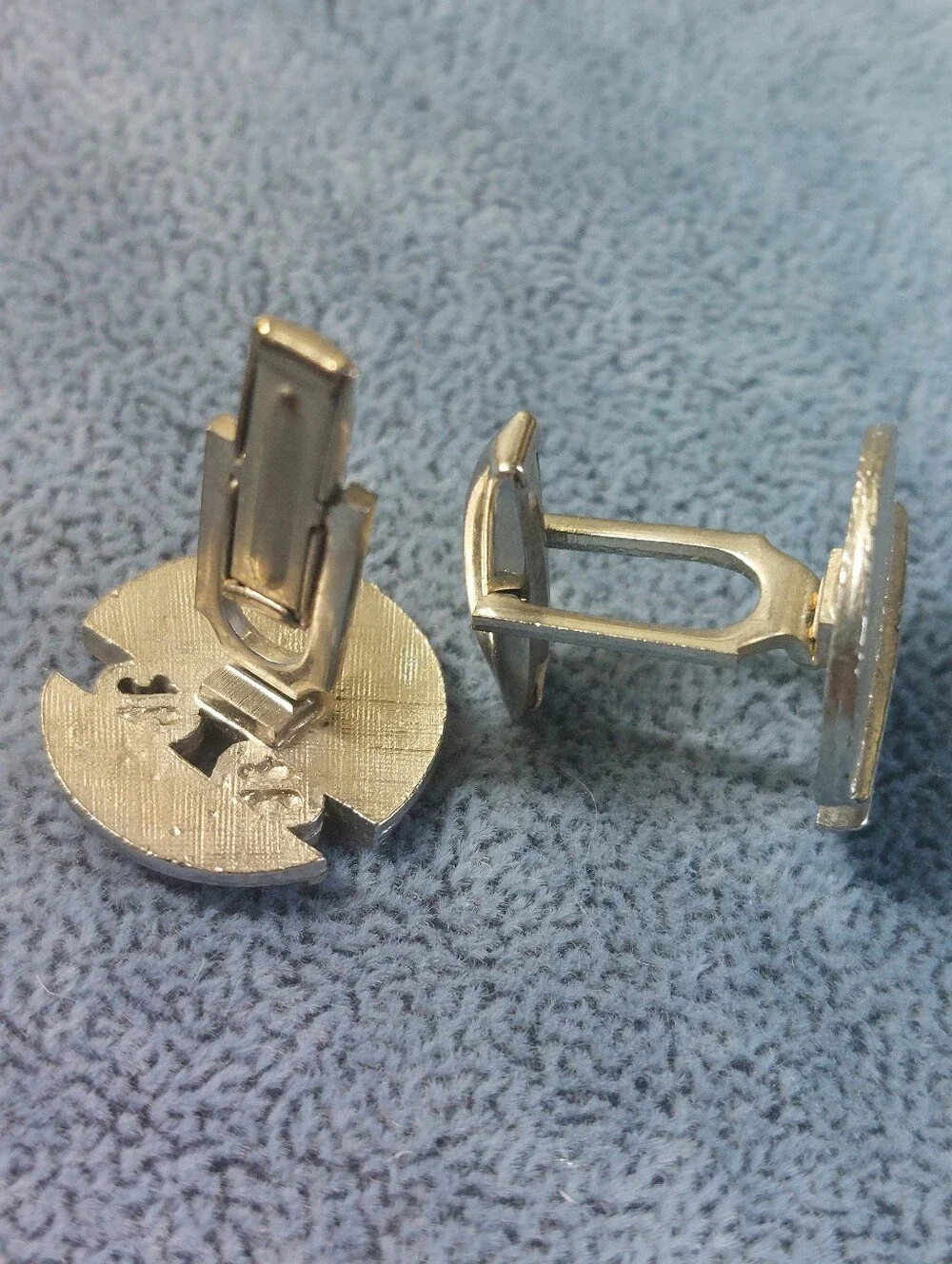 Lot of 2 Vintage Mid-Century Silver Tone Geometric Cufflinks Square Round Estate